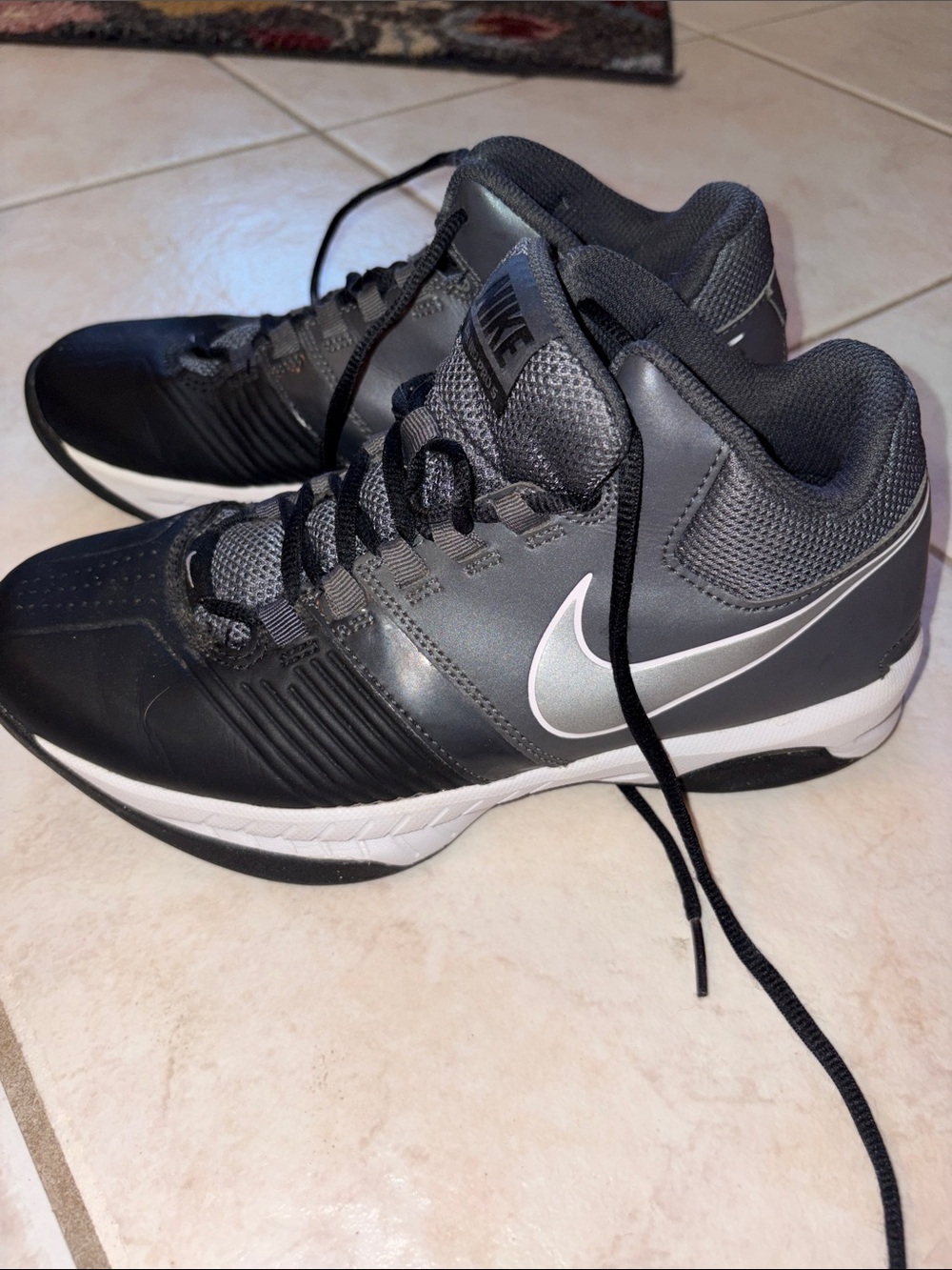 Nike Air Visi Pro V 5 Basketball Shoes Black Silver - women’s 8